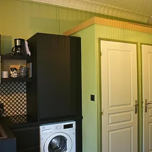 Le 110, Un Grand 2 étoiles, Pour Faire à Pied , Aix-les-Bains France